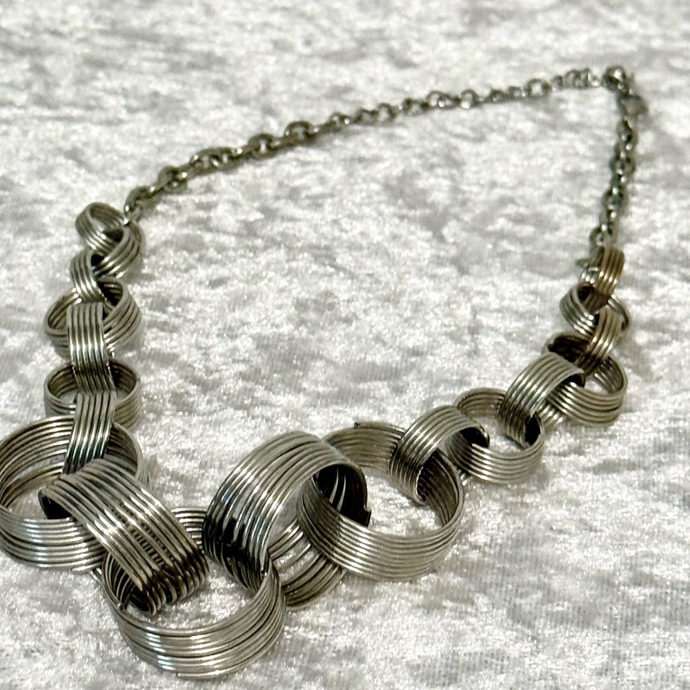 Unique Silver-Toned Interlocking Spirals Coil Link Necklace Adjustable Length